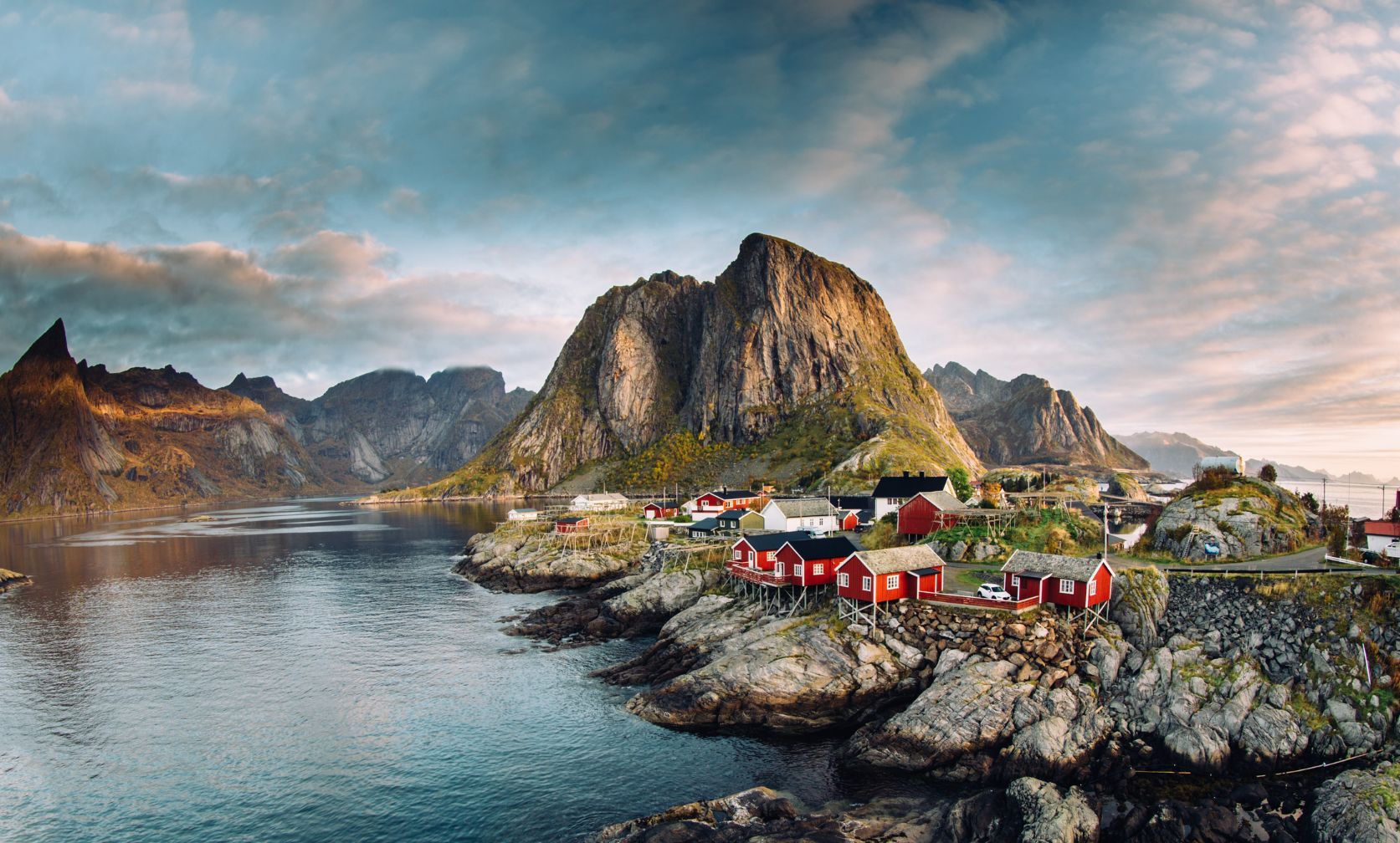 Lofoten Island: Keindahan Tradisi dan Kuliner Laut yang Harus Dicoba